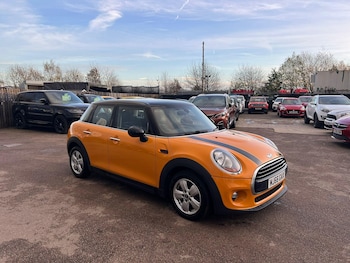 Used MINI Hatch 2016 for sale - 76573004: Photo
