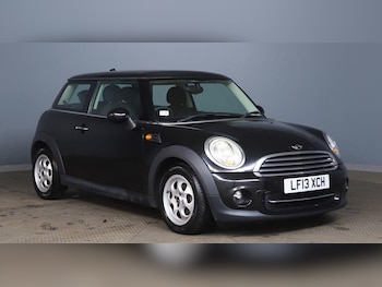 2013 (13) - 1.6 Cooper 3dr Auto