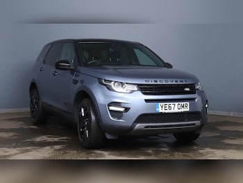 Used Land Rover Discovery Sport 2017 for sale - 79144901: Photo