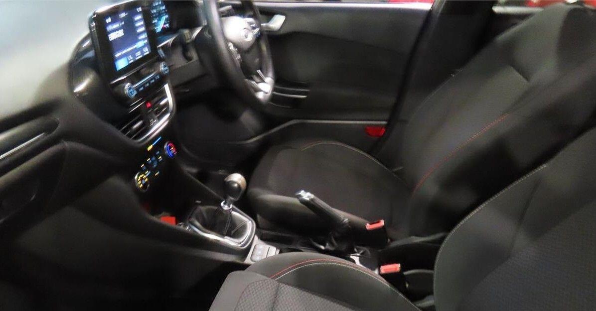 Used Ford Fiesta 2017 for sale - 77074855: Photo 2