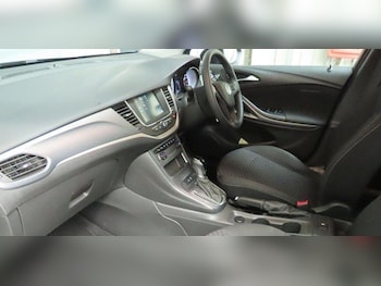 Used Vauxhall Astra 2019 for sale - 79049078: Photo