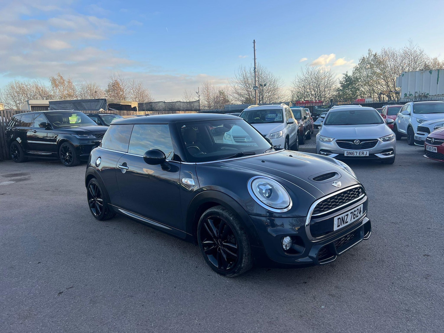 Used MINI Hatch 2017 for sale - 76606976: Photo 1