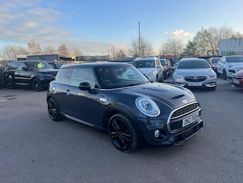 Used MINI Hatch 2017 for sale - 76606976: Photo