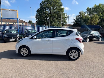 Used Hyundai i10 2015 for sale - 75464262: Photo