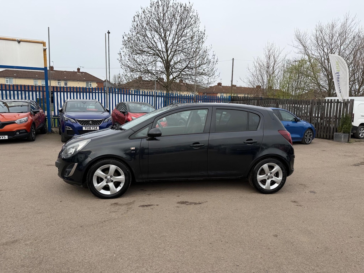 Used Vauxhall Corsa 2013 for sale - 78034443: Photo 3