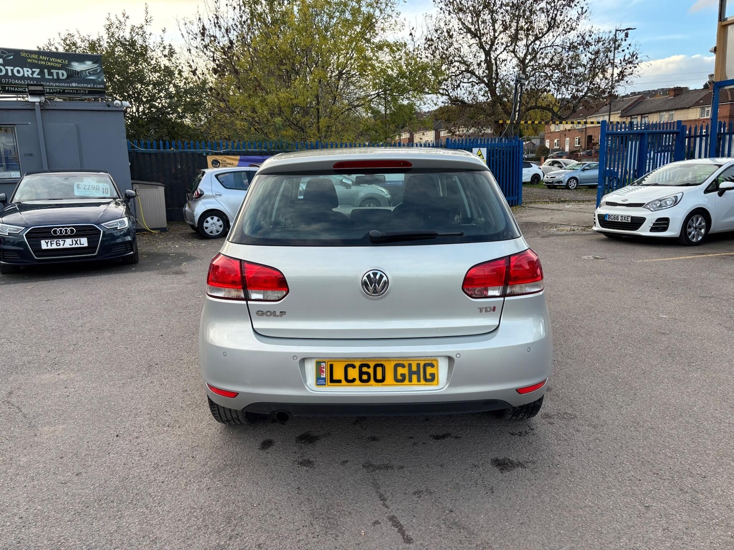 Used Volkswagen Golf 2010 for sale - 76441003: Photo 4