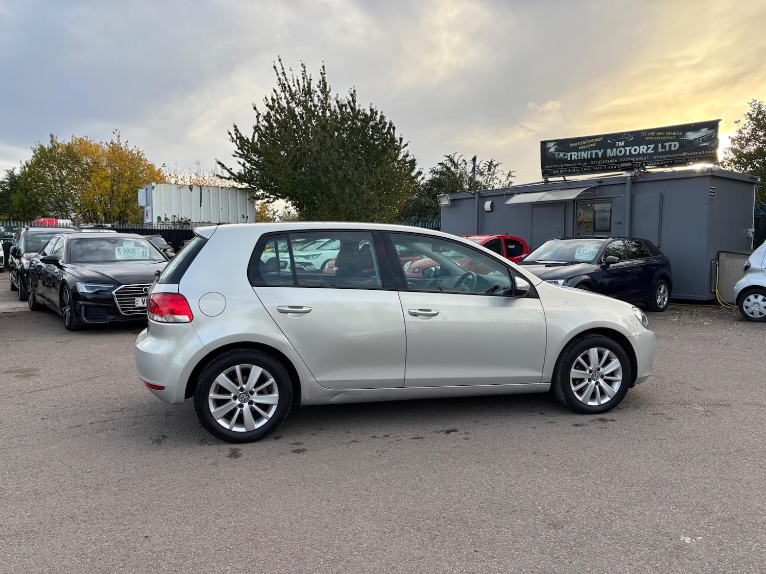 Used Volkswagen Golf 2010 for sale - 76441003: Photo 5