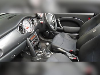 Used MINI Convertible 2006 for sale - 76527936: Photo