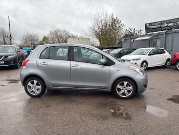 2010 (59) - 1.33 VVT-i TR 5dr [6]