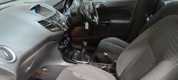 Used Ford Fiesta 2013 for sale - 76247828: Photo 2