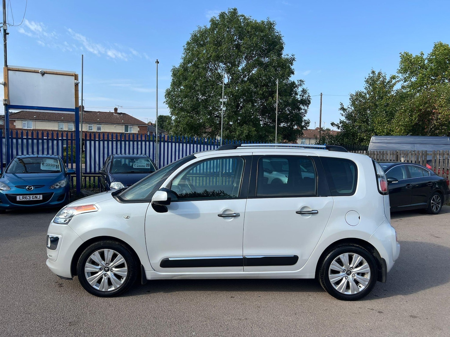 Vehicle 3