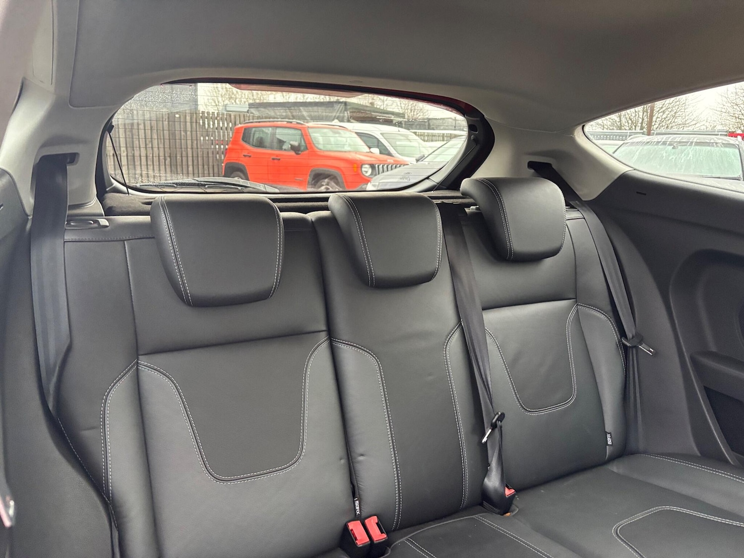 Used Ford Fiesta 2014 for sale - 77015712: Photo 11