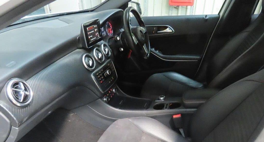 Used Mercedes-Benz A-Class 2015 for sale - 77425912: Photo 2