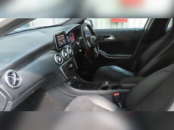 Used Mercedes-Benz A-Class 2015 for sale - 77425912: Photo