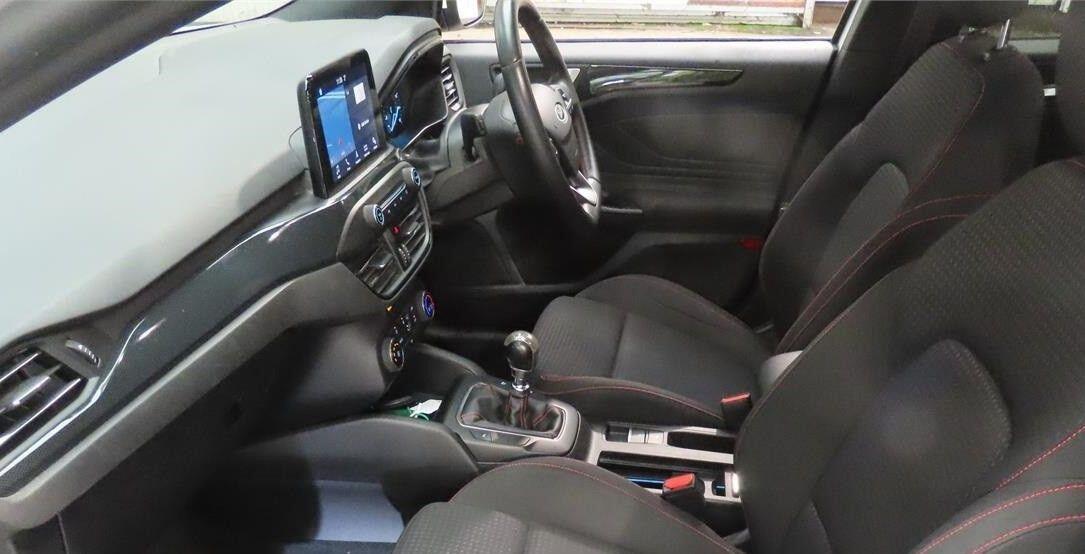 Used Ford Focus 2019 for sale - 77412353: Photo 2