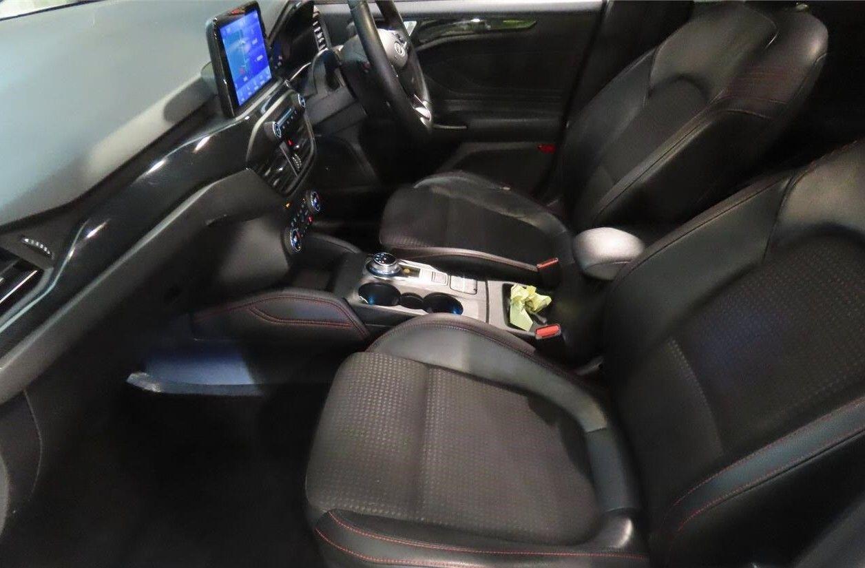 Used Ford Focus 2021 for sale - 77523845: Photo 2