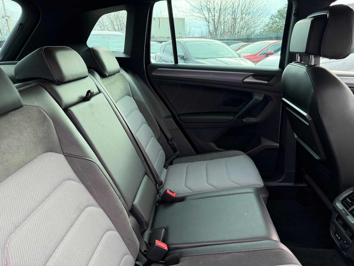 Used Volkswagen Tiguan for sale - 77754125: Photo 9