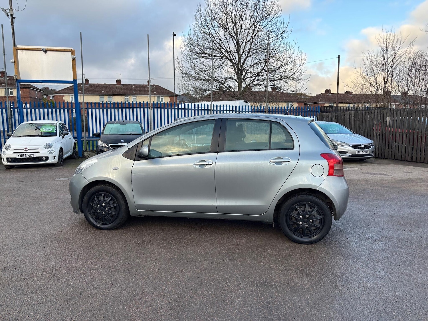 Used Toyota Yaris 2007 for sale - 77015756: Photo 4
