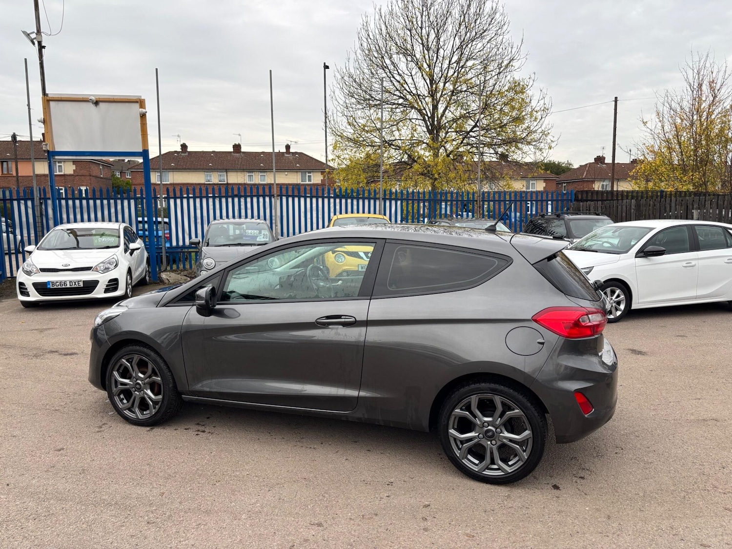 Used Ford Fiesta 2018 for sale - 76512120: Photo 5