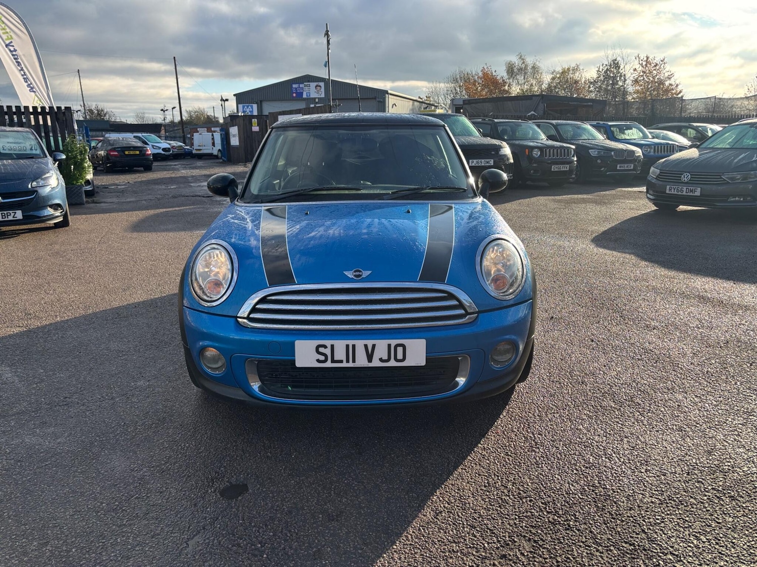 Used MINI Hatch 2011 for sale - 76522231: Photo 2