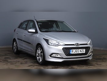 Used Hyundai i20 2015 for sale - 76348835: Photo