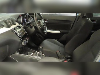 Used Suzuki Swift 2018 for sale - 78147729: Photo