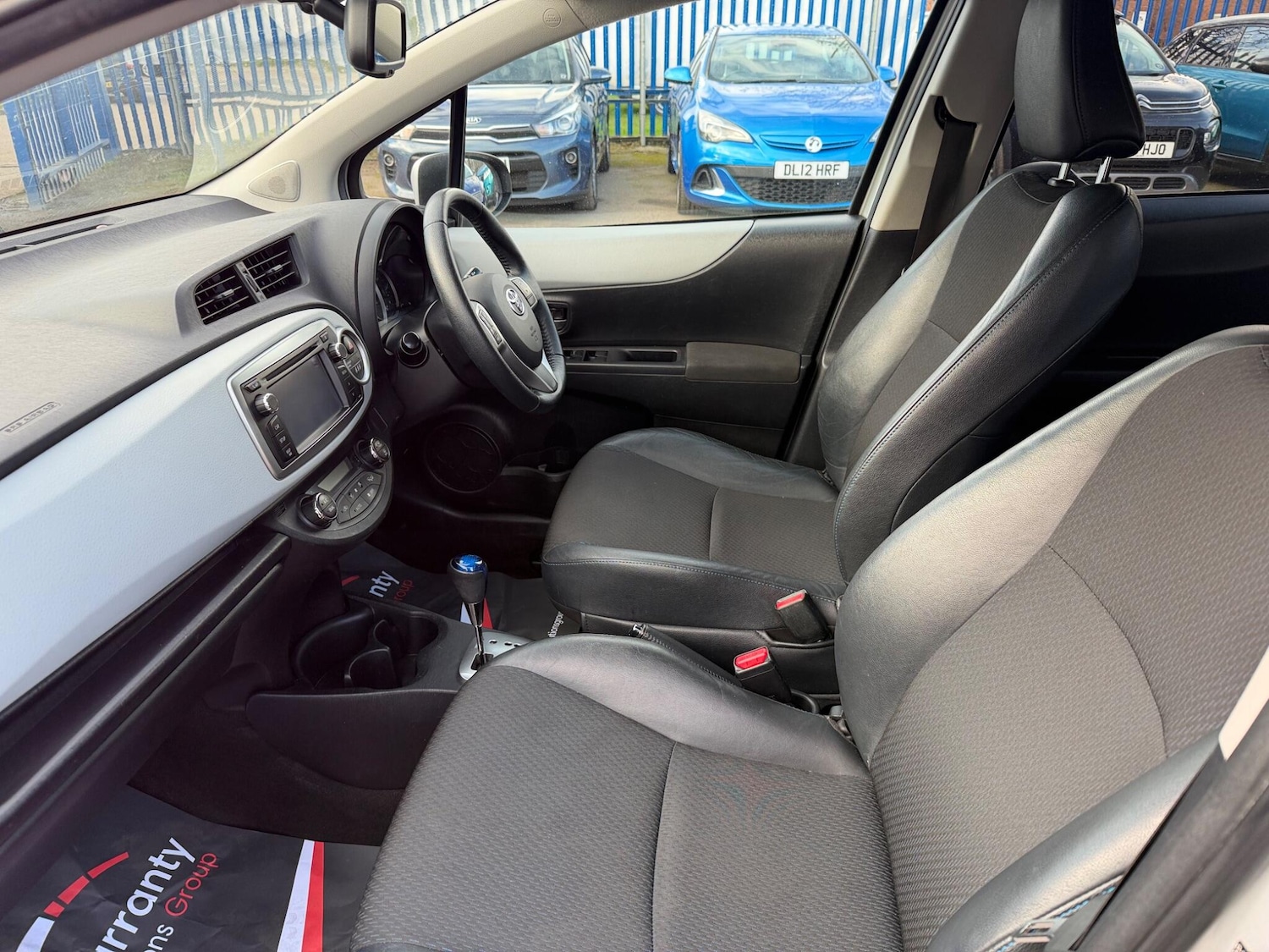 Used Toyota Yaris 2013 for sale - 77882711: Photo 10