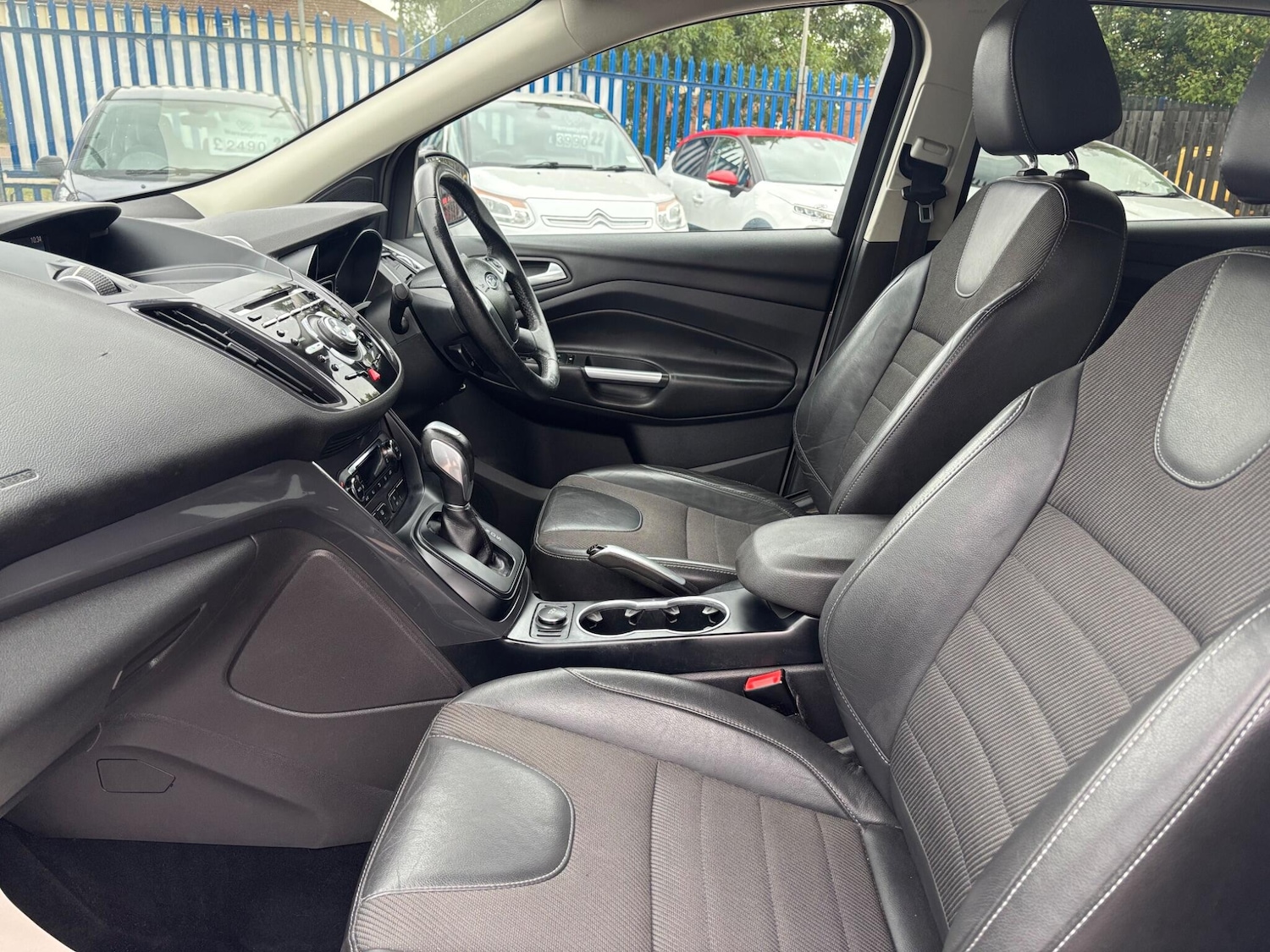 Used Ford Kuga 2015 for sale - 76388281: Photo 11