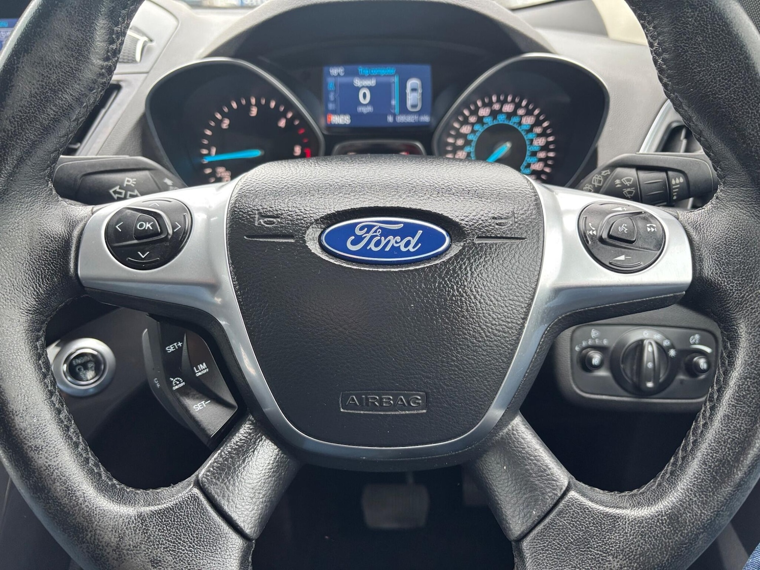 Used Ford Kuga 2015 for sale - 76388281: Photo 13