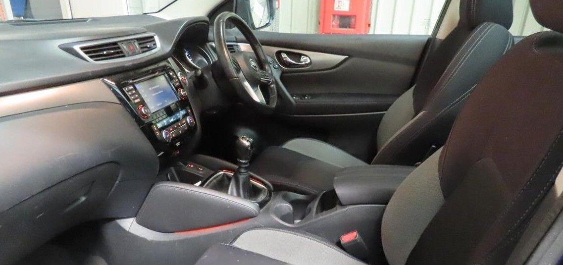 Used Nissan Qashqai for sale - 77598396: Photo 2