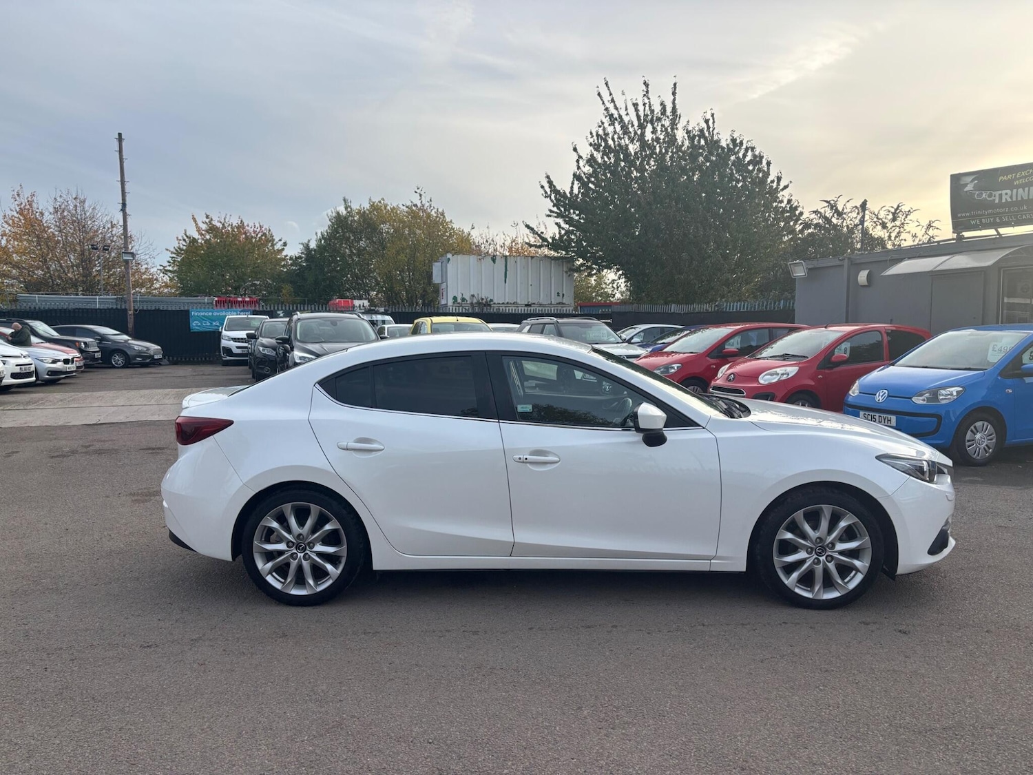 Used Mazda Mazda3 2016 for sale - 76409112: Photo 3