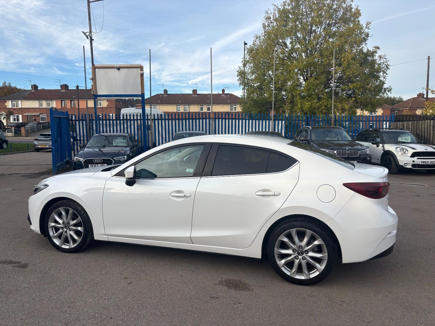 Used Mazda Mazda3 2016 for sale - 76409112: Photo 5