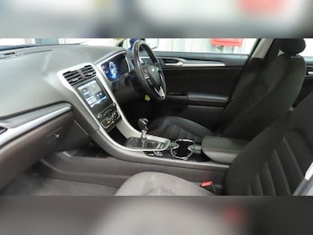 Used Ford Mondeo 2016 for sale - 77053963: Photo