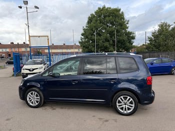 Used Volkswagen Touran 2013 for sale - 79741333: Photo
