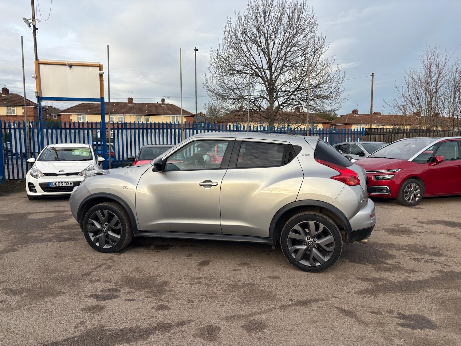 Used Nissan Juke 2014 for sale - 76714679: Photo 4