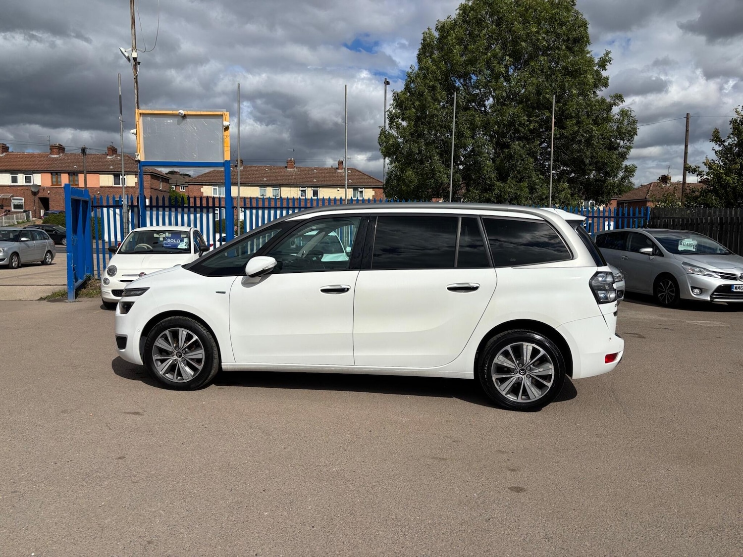 Used Citroen C4 Grand Picasso 2016 for sale - 76865519: Photo 4