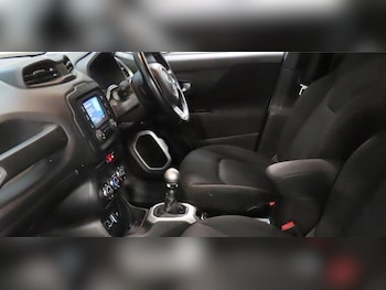 Used Jeep Renegade 2016 for sale - 78375698: Photo