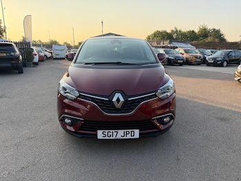 Used Renault Scenic 2017 for sale - 79181540: Photo