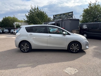 Toyota - Verso