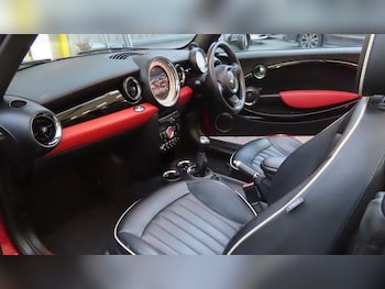 Used MINI Convertible 2011 for sale - 77351966: Photo