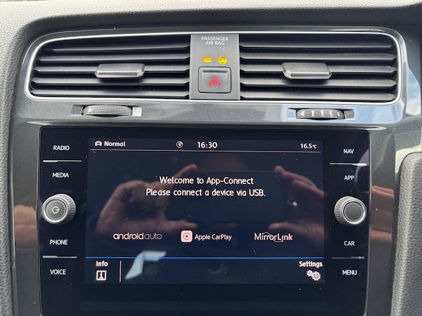 Used Volkswagen Golf 2019 for sale - 76073144: Photo 14