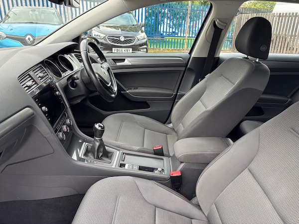 Used Volkswagen Golf 2019 for sale - 76073144: Photo 8