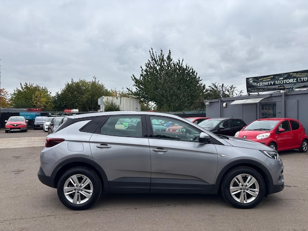 Used Vauxhall Grandland X 2018 for sale - 76314771: Photo 2