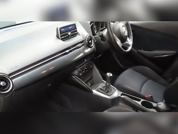 Used Mazda Mazda2 2016 for sale - 79590636: Photo