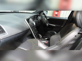 Used Volvo XC60 2016 for sale - 76832917: Photo