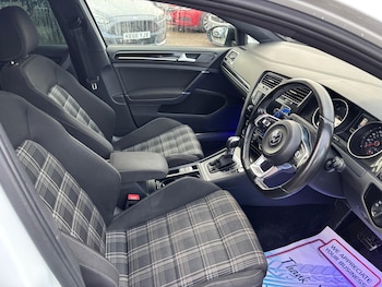 Used Volkswagen Golf 2015 for sale - 78171056: Photo