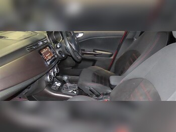 Used Alfa Romeo Giulietta 2016 for sale - 77411252: Photo