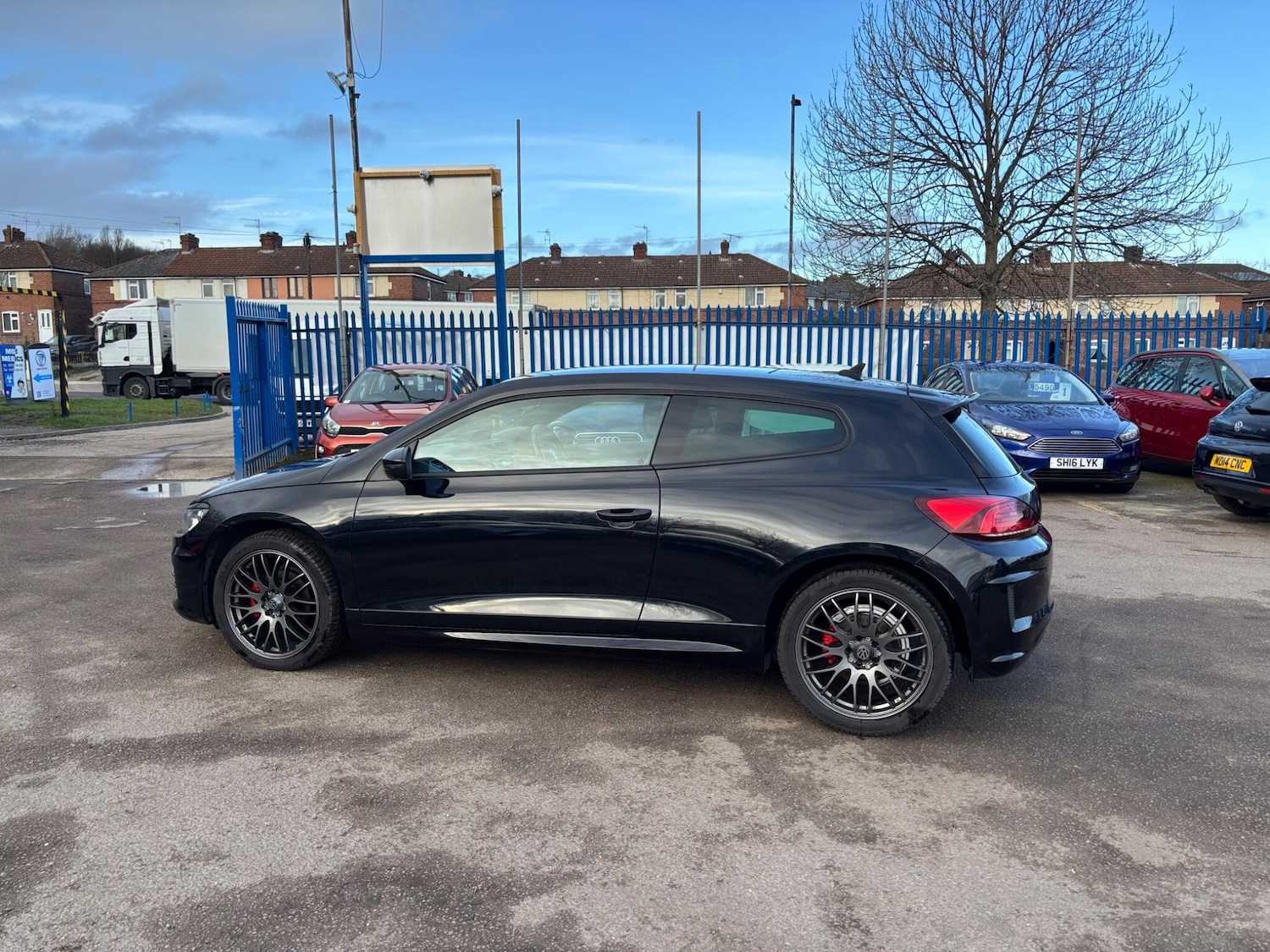 Used Volkswagen Scirocco 2015 for sale - 77314650: Photo 4