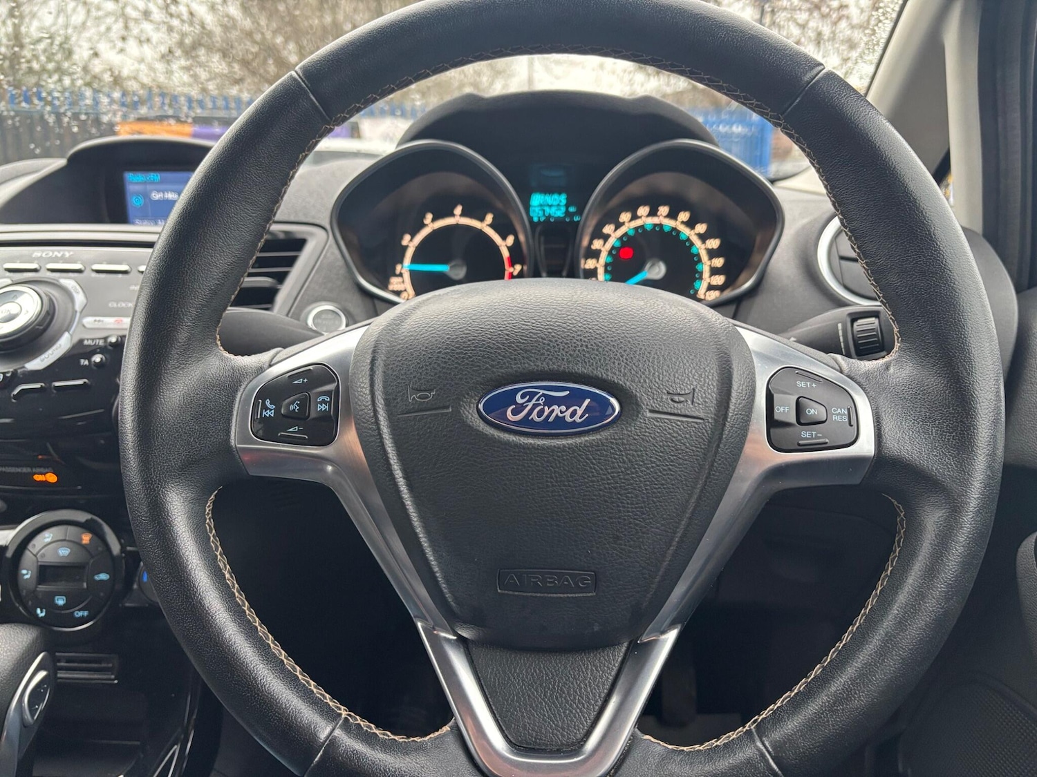 Used Ford Fiesta 2015 for sale - 77306335: Photo 13