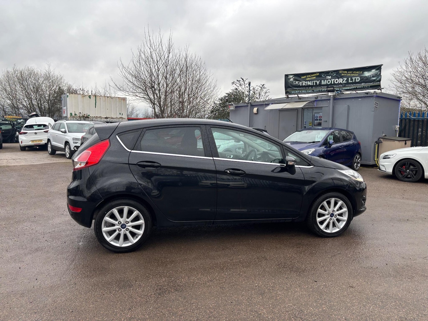 Used Ford Fiesta 2015 for sale - 77306335: Photo 6